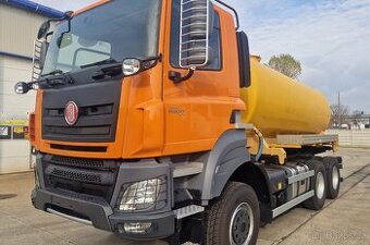 Predám cisternu, fekál 11 m3 na podvozku TATRA Phoenix