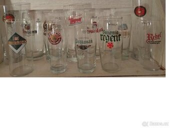 sbírka pohárky půllitry a třetinky