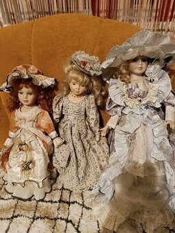 Panenky s porcelánovou hlavou s označením