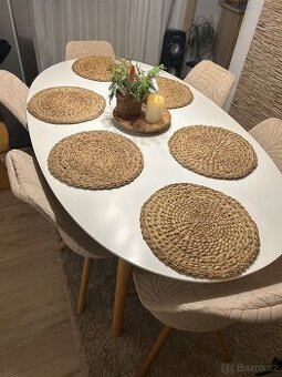 Jídelní stůl 6 židli