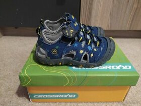 Chlapecké sandály vel.25