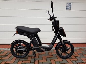 Nová E-Babeta Racceway - elektrická a bez ŘP