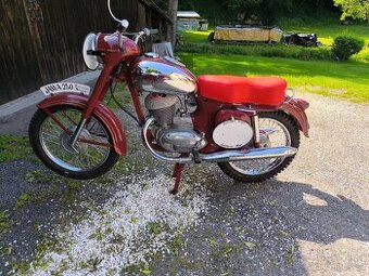 Soutezni jawa, svazarmovec, jawa 250