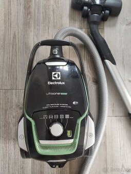Vysavač Electrolux ultra one EU09GREEN