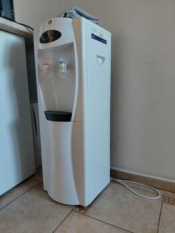 Výdejník na barelovou vodu