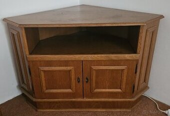 Nábytek rustikální styl, vzhled dub