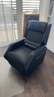 Polohovací herní křeslo Cougat