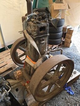 stabilni motor Slavia