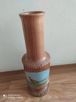 retro dřevěná váza