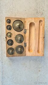 Prodám 2 sady starých závaží