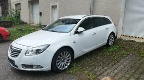 Opel INSIGNIA ST 2.0 CDTI