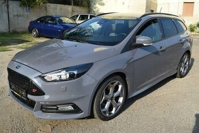 FORD FOCUS 2,0 ST,PLNÁ VÝBAVA,TOP STAV