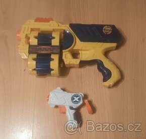2x pistole nerf + 60x naboje - 1