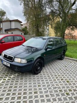 Škoda Octavia 1 combi Prodám veškeré náhradní díly.Škoda Oct