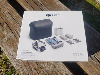 Nový dron Dron DJI Mini 3 Fly More Combo (DJI RC) dotykové