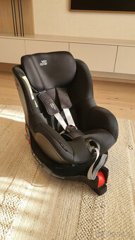 Britax Römer Autosedačka Dualfix M i-Size, BLACK ASH