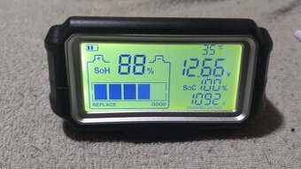 12V tester autobaterií LED monitor - 1