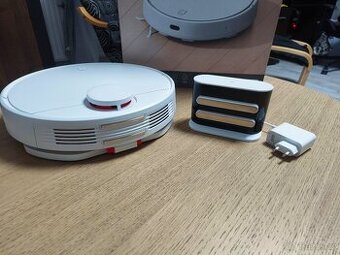 Robotický vysavač a mop 2v1 Xiaomi Robot Vacuum S10 EU