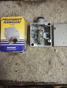 Prostorový termostat typ 950