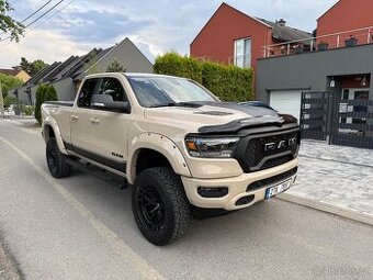 DODGE RAM HEMI ROUGH COUNTRY LIFT 6