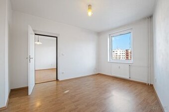 Pronájmu byt 2+1 53m2 v Blatné,okres Strakonice - 1