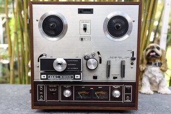 Akai - X201D