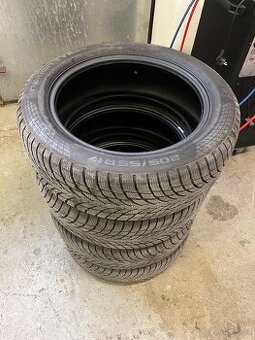 Nokian Snowproof P 205/55 R17 95V