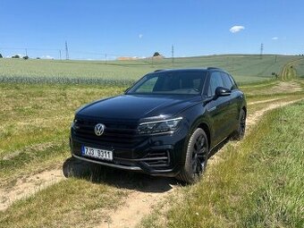 VW TOUAREG 3.0TDI 210kW • RLINE • WEBASTO • MASÁŽE