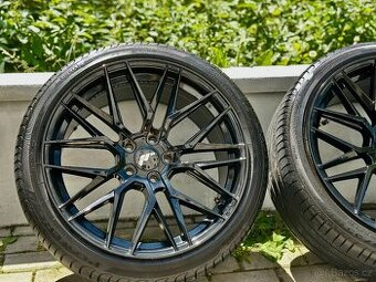 Konkávní alu kola JAPAN Racing JR28 5x112 r19