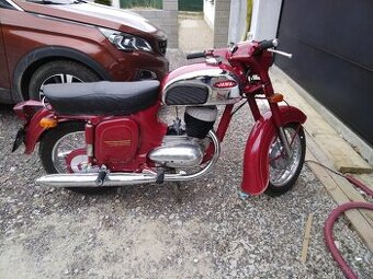 Jawa 250/592