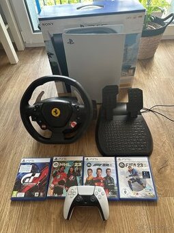 PS5 + Ovladač + volant Thrustmaster + 4 hry