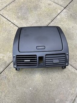 Toyota Avensis 2003-2009 kaslik dvierka prieduchy Ventilácia