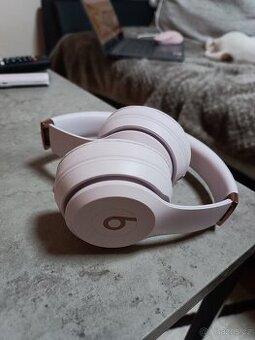 Beats solo 4 (jako nové, záruka)