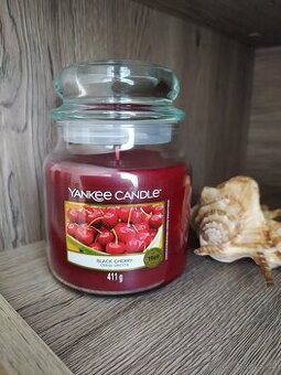 Yankee Candle Black Cherry
