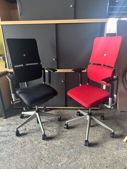 Kancelářská židle Steelcase Please