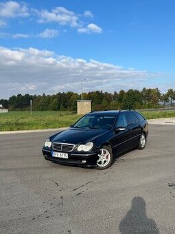 Mercedes W203