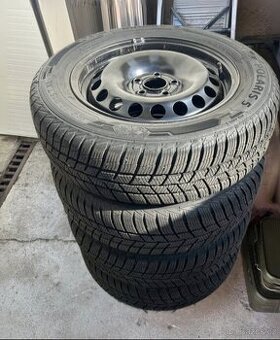 Kompletní zimní sada kol Fabia 4 185/65 R15