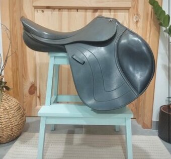 Skokové sedlo Premier Equine