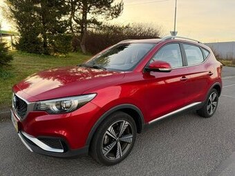MG ZS, EV 105kW Luxury 73tkm m.ř. 2021 LED 1.Maj pano