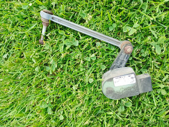 Regulace sklonu světlometů VW