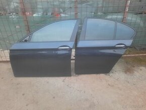 bmw 5 F10  dveře