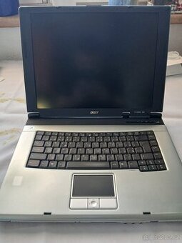 Acer TravelMate 2300 – notebook na náhradní díly / bez HDD