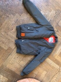 Jarni/podzimni chlapecká bunda - 10 let