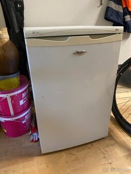 Lednice s mrazákem Whirpool