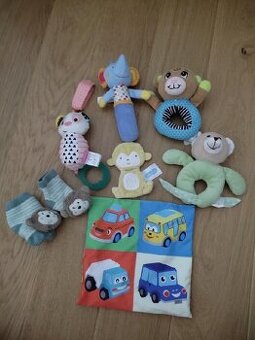 hračky pro nejmenší