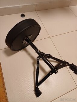 Dětská židlička na bicí