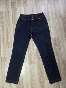 Nádherné džíny vel. 38 elastické