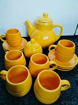 Žlutý čajový set