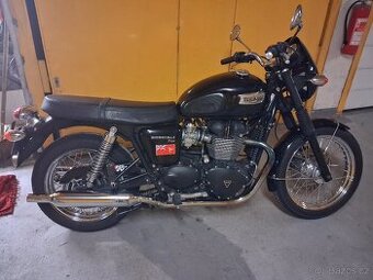 TRIUMPH BONNEVILLE T100  (2013)