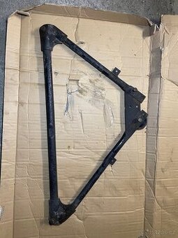 E46 x brace přední výztuha